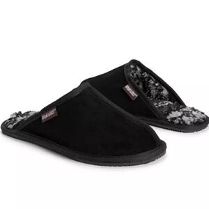 MUK LUKS 13 Black Genuine Suede Leather Fur Lined Safe Non Skid Soles Slippers